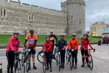 NMV riders outside Windsor castle on the club ride. Most likely they have all just had a wonderful cinnamon bun from the cinnamon cafe.
